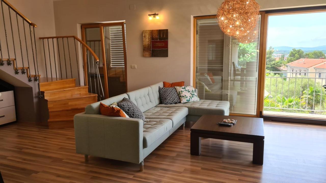 Villa Amalia Apartments Малинська Екстер'єр фото