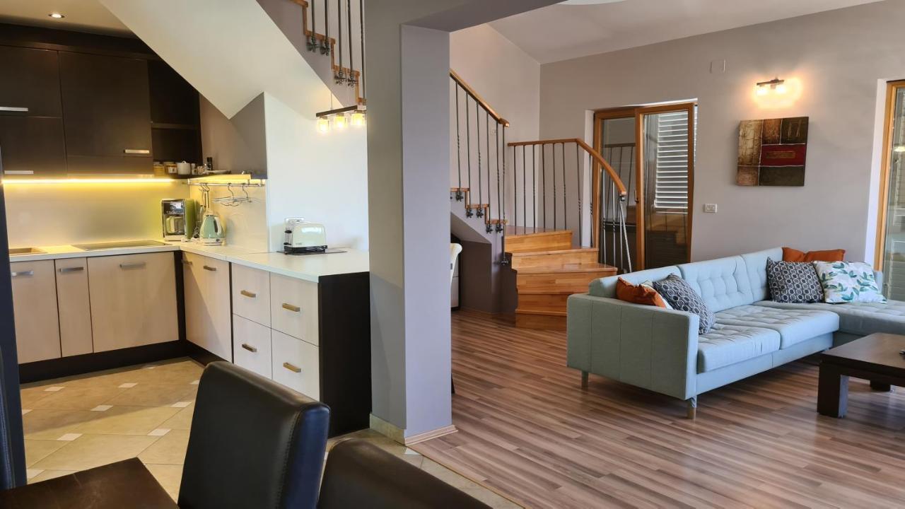 Villa Amalia Apartments Малинська Екстер'єр фото