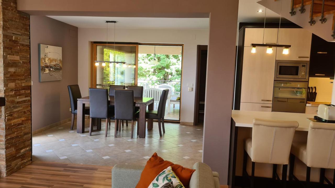 Villa Amalia Apartments Малинська Екстер'єр фото