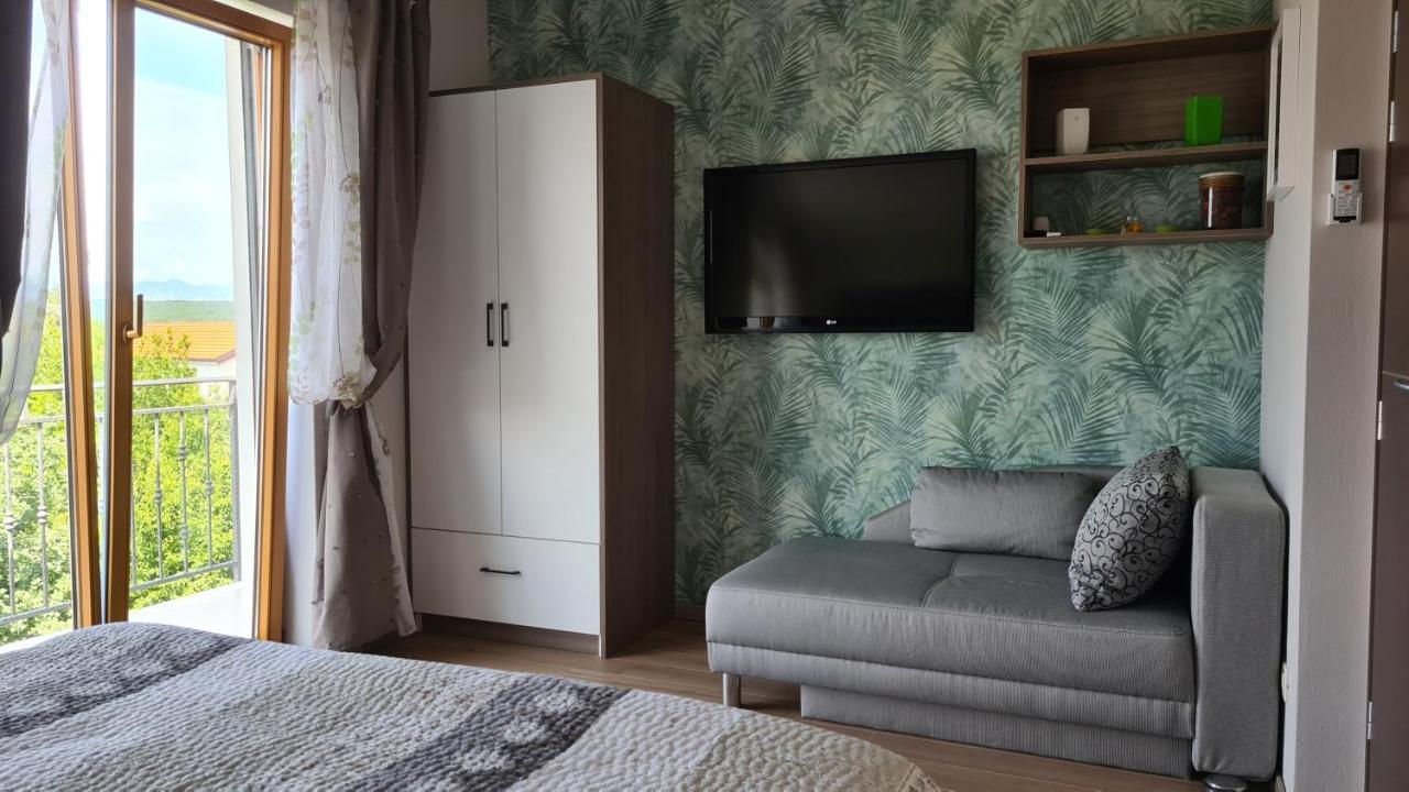 Villa Amalia Apartments Малинська Екстер'єр фото