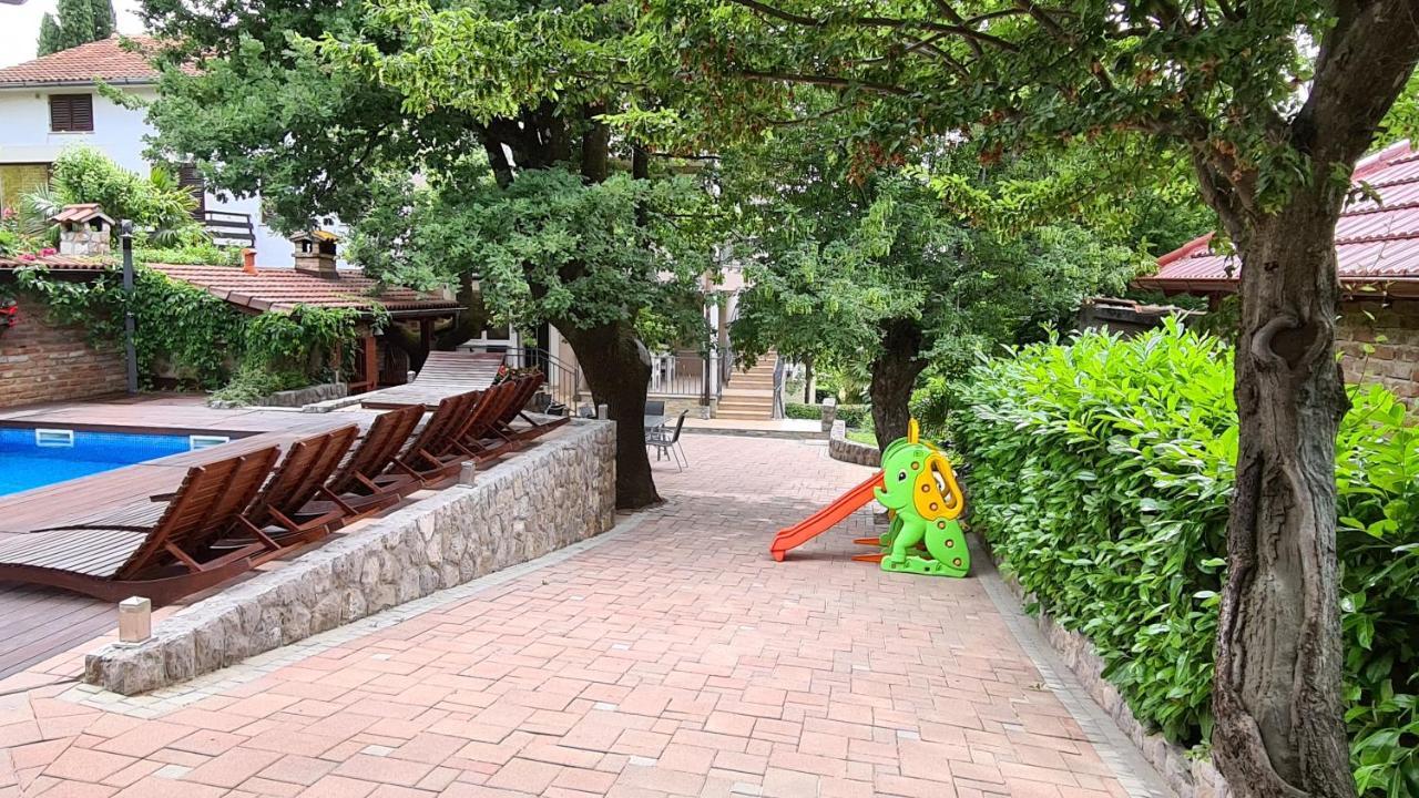 Villa Amalia Apartments Малинська Екстер'єр фото