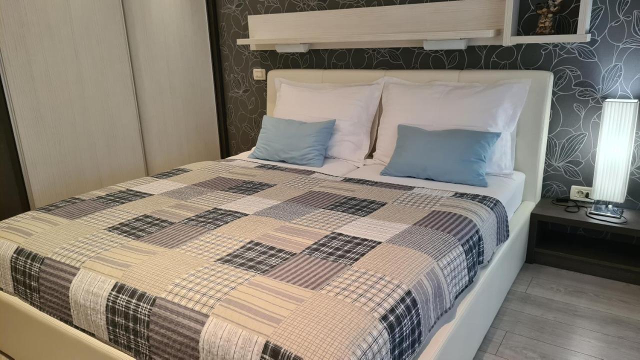 Villa Amalia Apartments Малинська Екстер'єр фото
