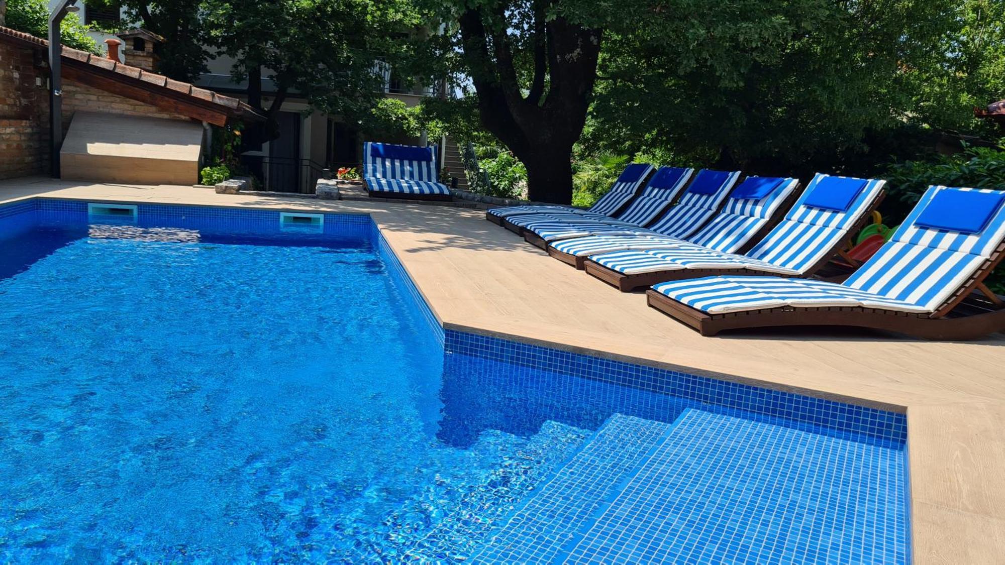 Villa Amalia Apartments Малинська Екстер'єр фото